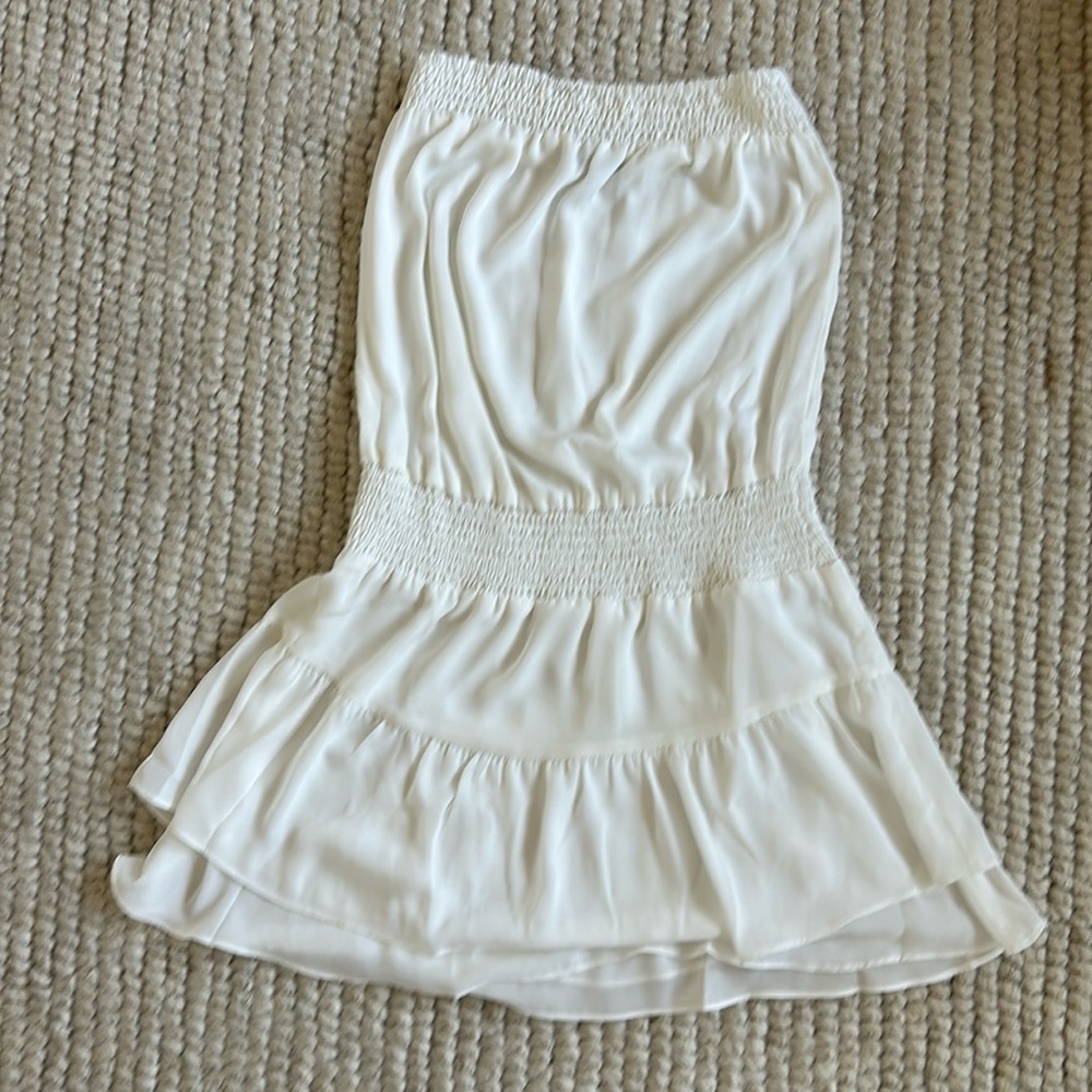 Krisa white strapless mini dress size medium